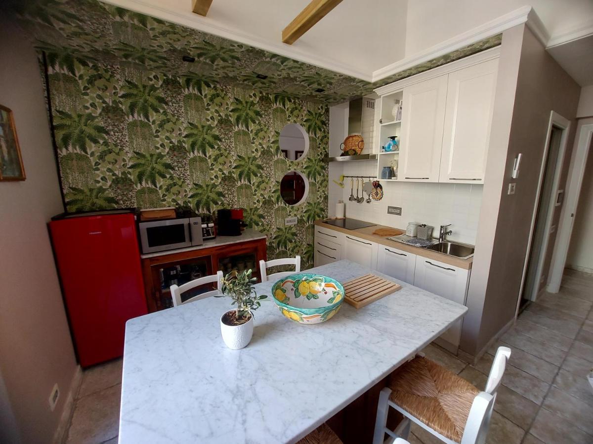 Ferienwohnung New! Bellissimo Palazzofranchi Pantheon Rom Exterior foto