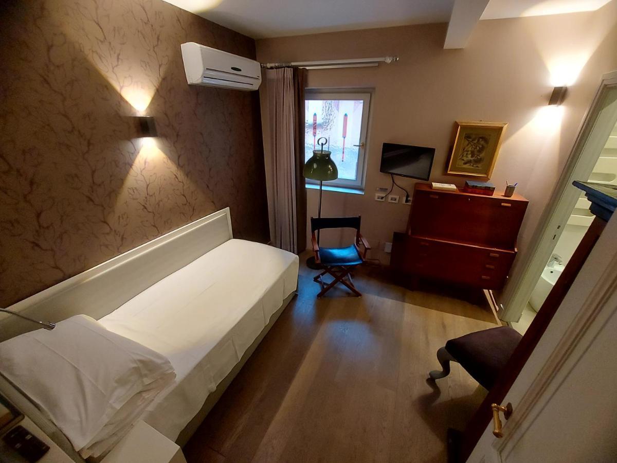 Ferienwohnung New! Bellissimo Palazzofranchi Pantheon Rom Exterior foto